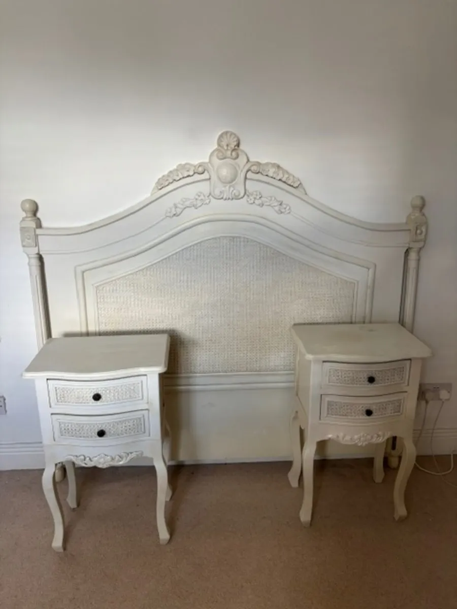 french style wooden headboard - Image 4