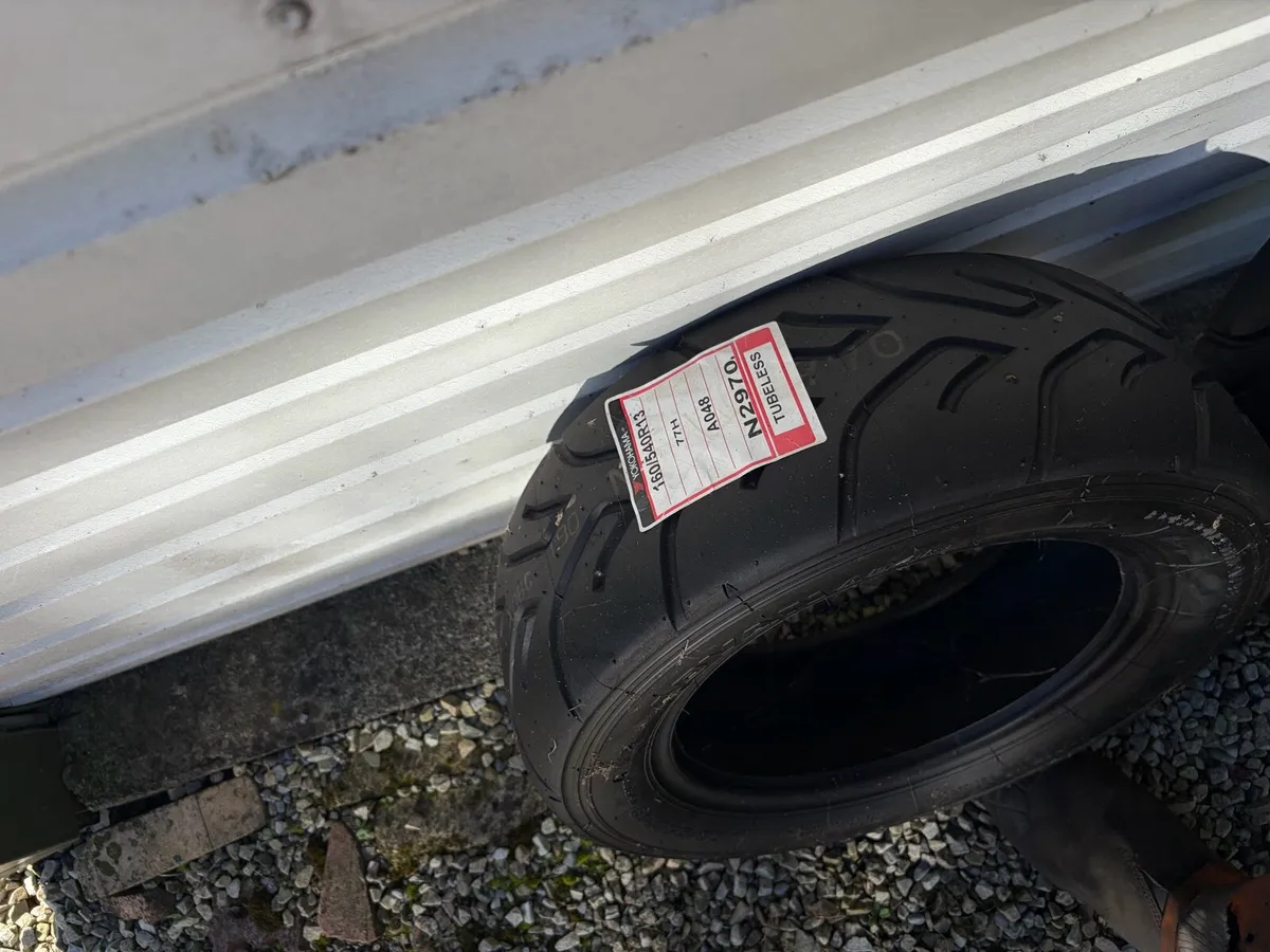 Yokohama ao48 tires - Image 4