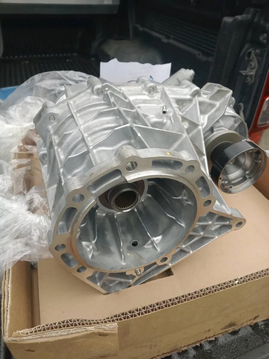 Ford Ranger Transmission Transfer case. - Image 3