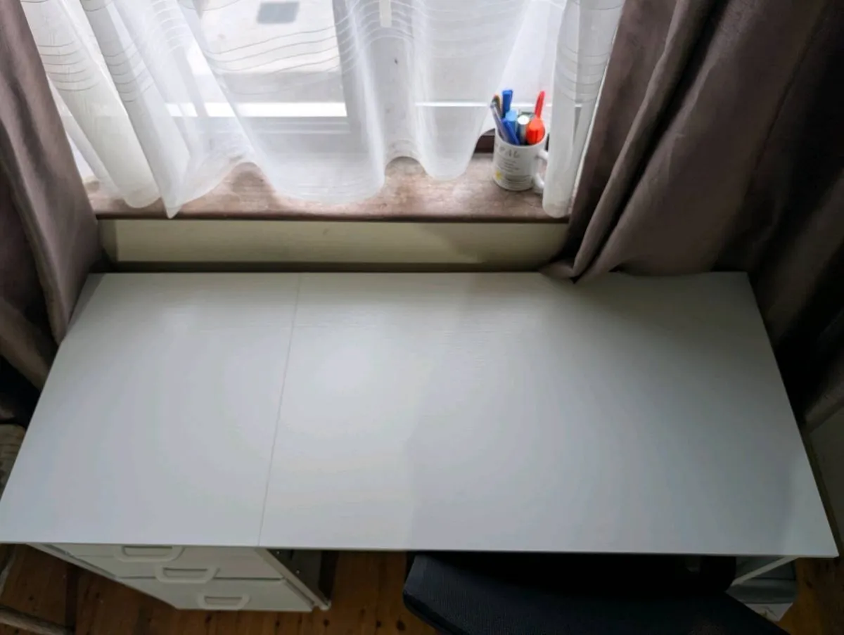 White Computer / Study Desk with 3 Drawer - Image 2