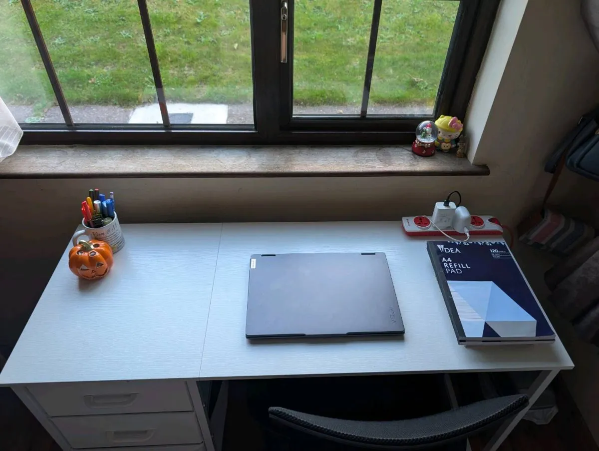 White Computer / Study Desk with 3 Drawer - Image 4