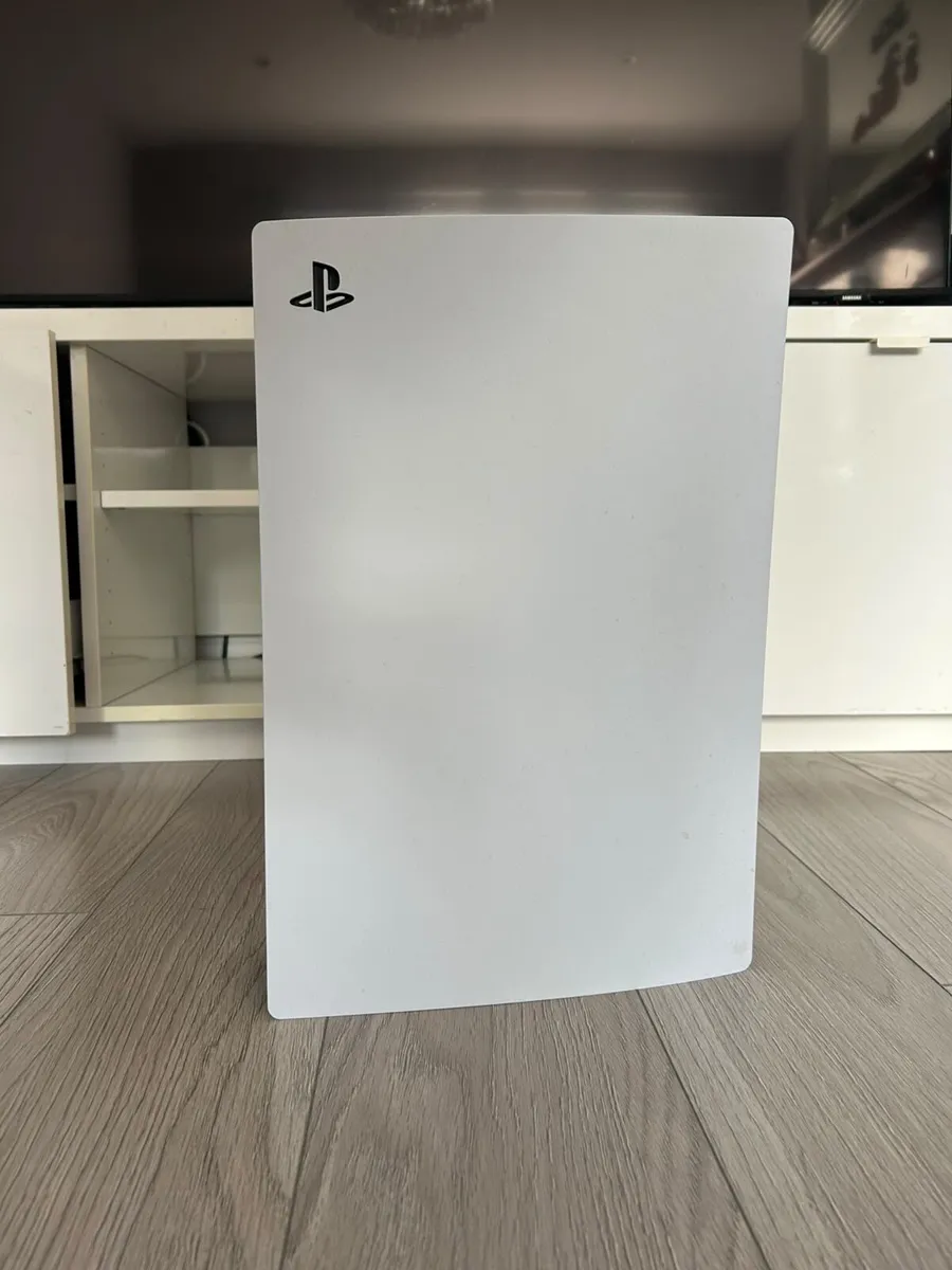 PS5 - Image 1