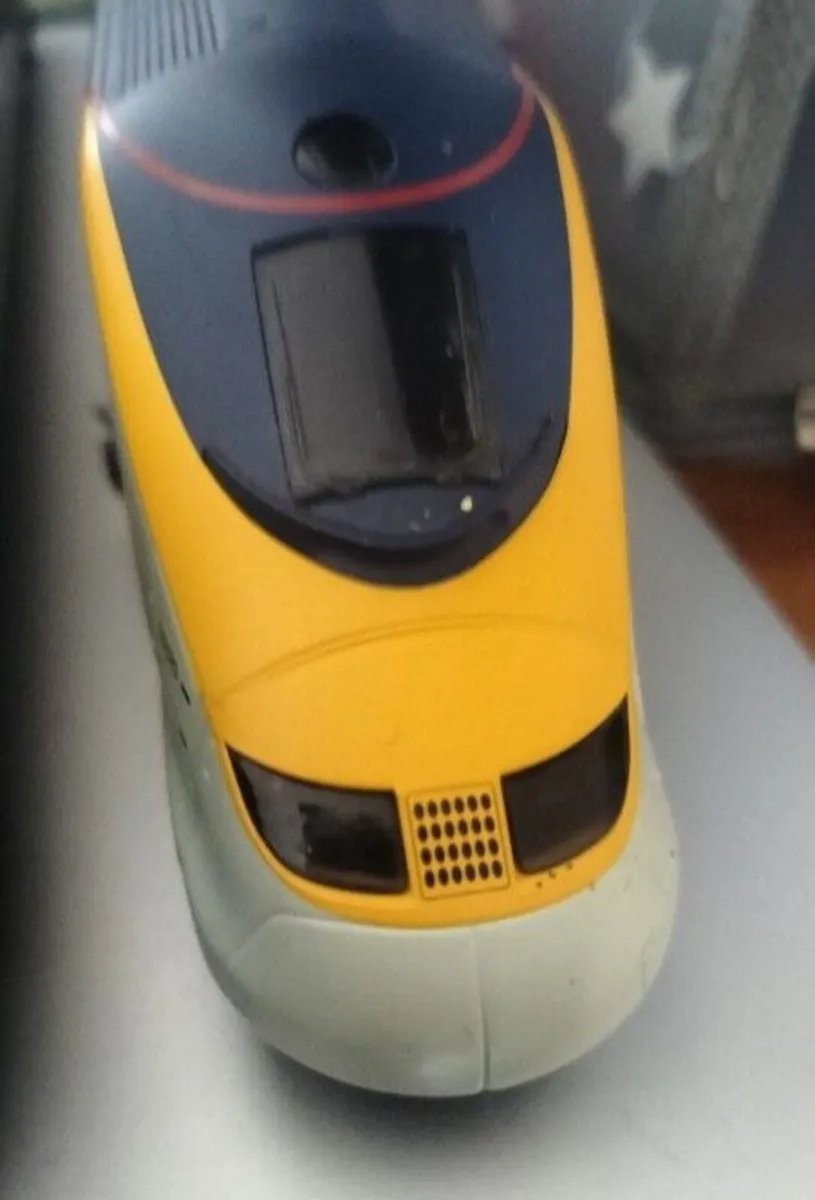 EUROSSTAR CLASS 373 limited edition train set - Image 1