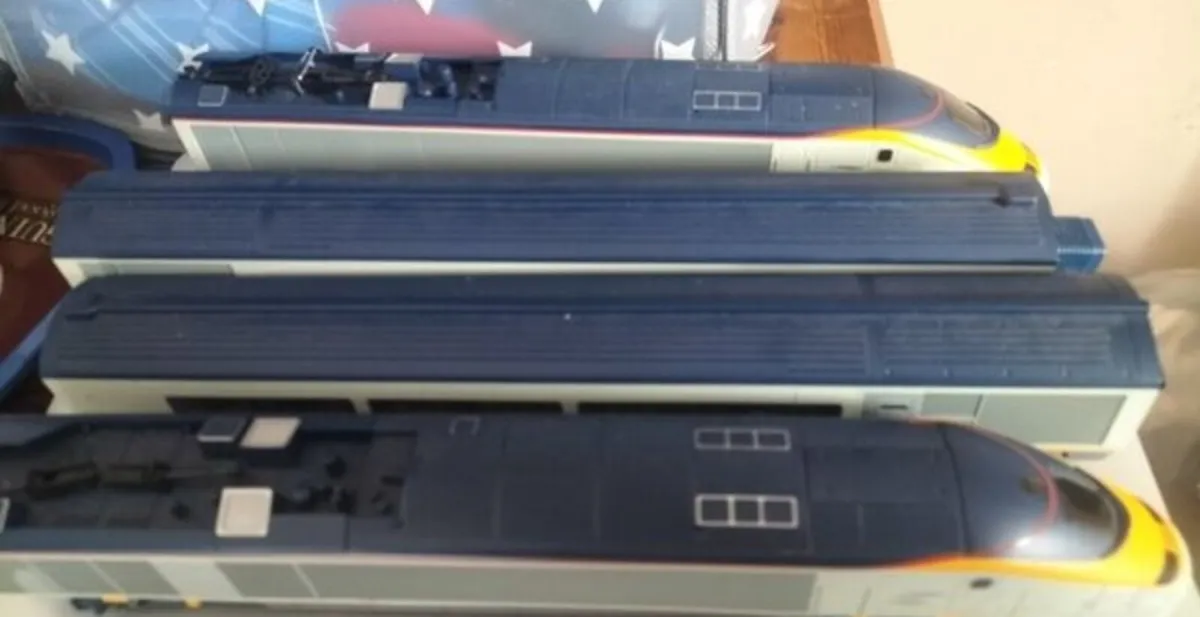 EUROSSTAR CLASS 373 limited edition train set - Image 2
