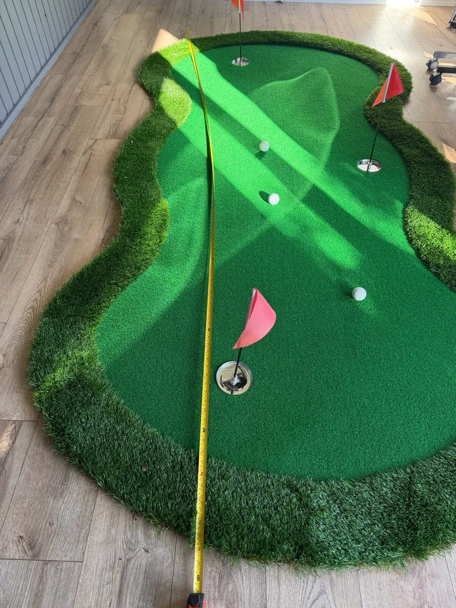 Golf putting green - Image 4