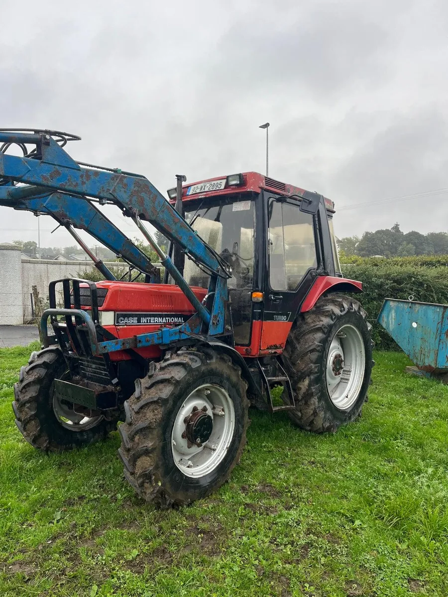 Case 995XL Tractor - Image 1