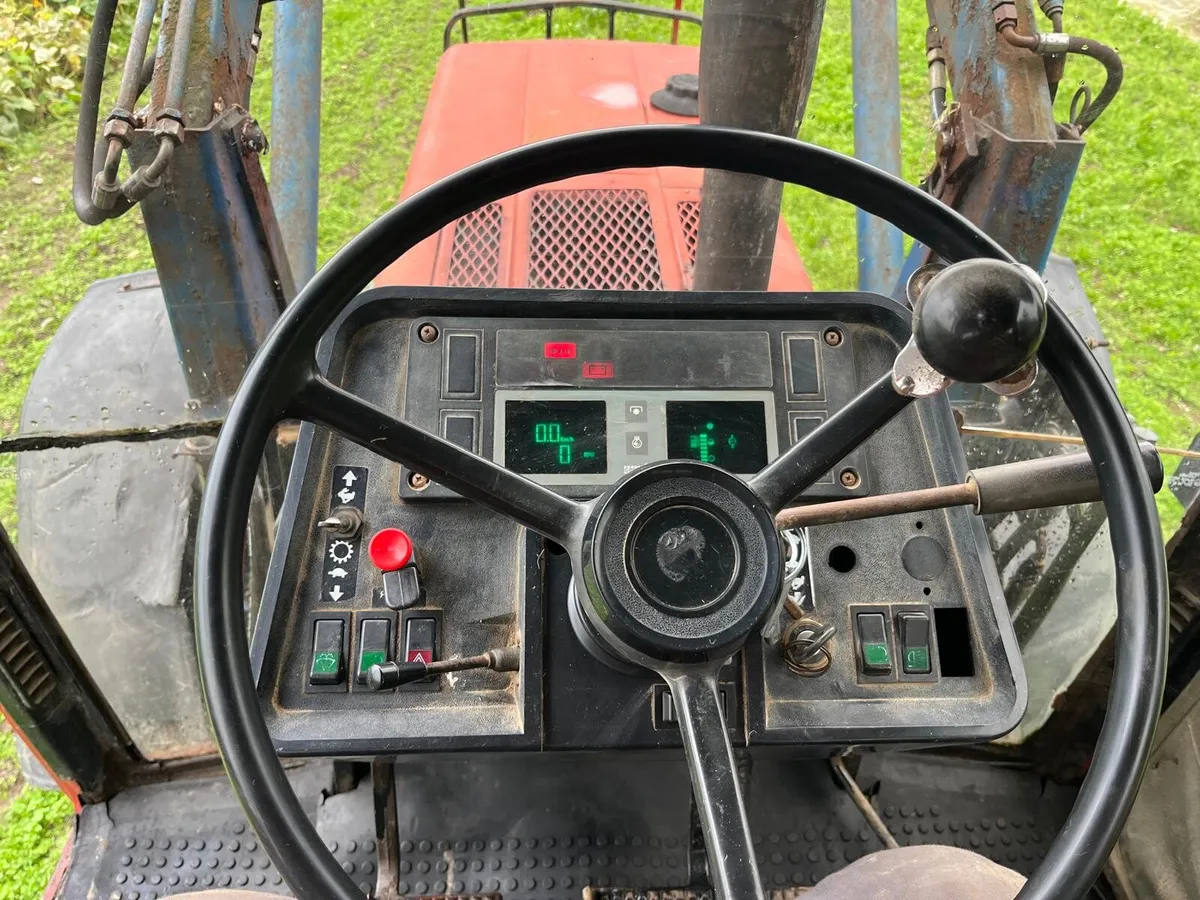 Case 995XL Tractor - Image 3