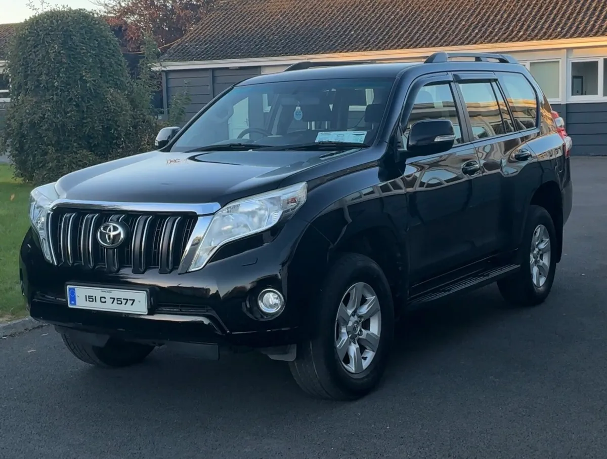 2015 Toyota Landcruiser business class - Image 2