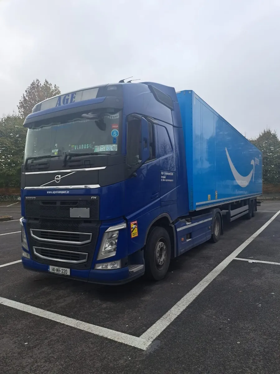 3 trucks for sale. - Image 3