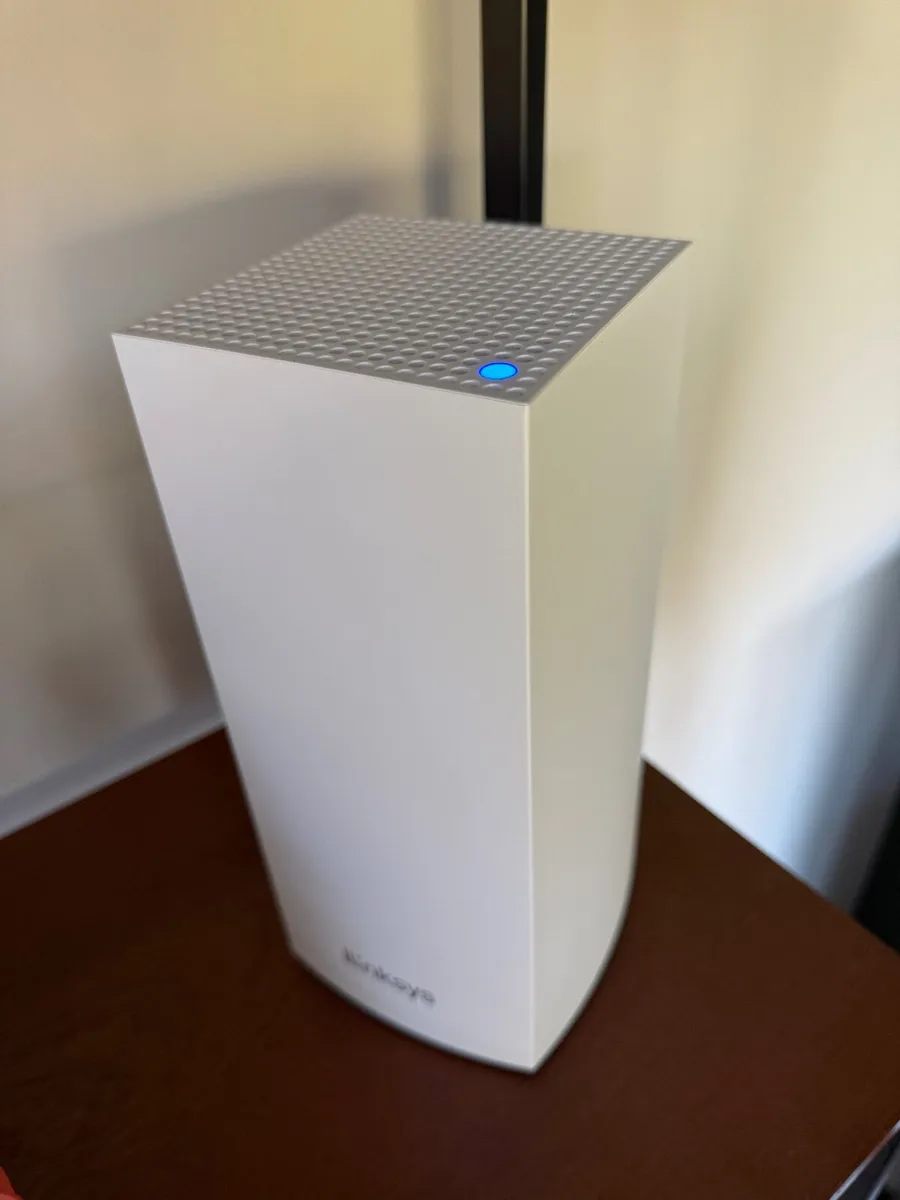Linksys Velop WiFi 6 Mesh Router Tri-Band AX4200 - Image 4
