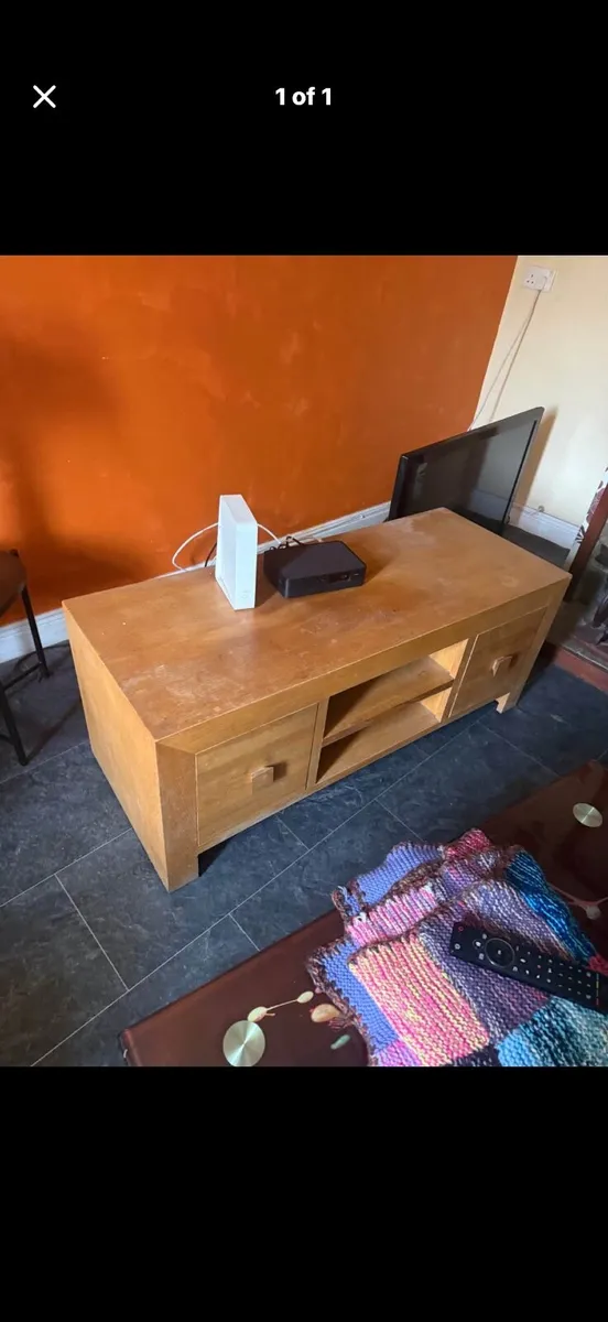Tv table
