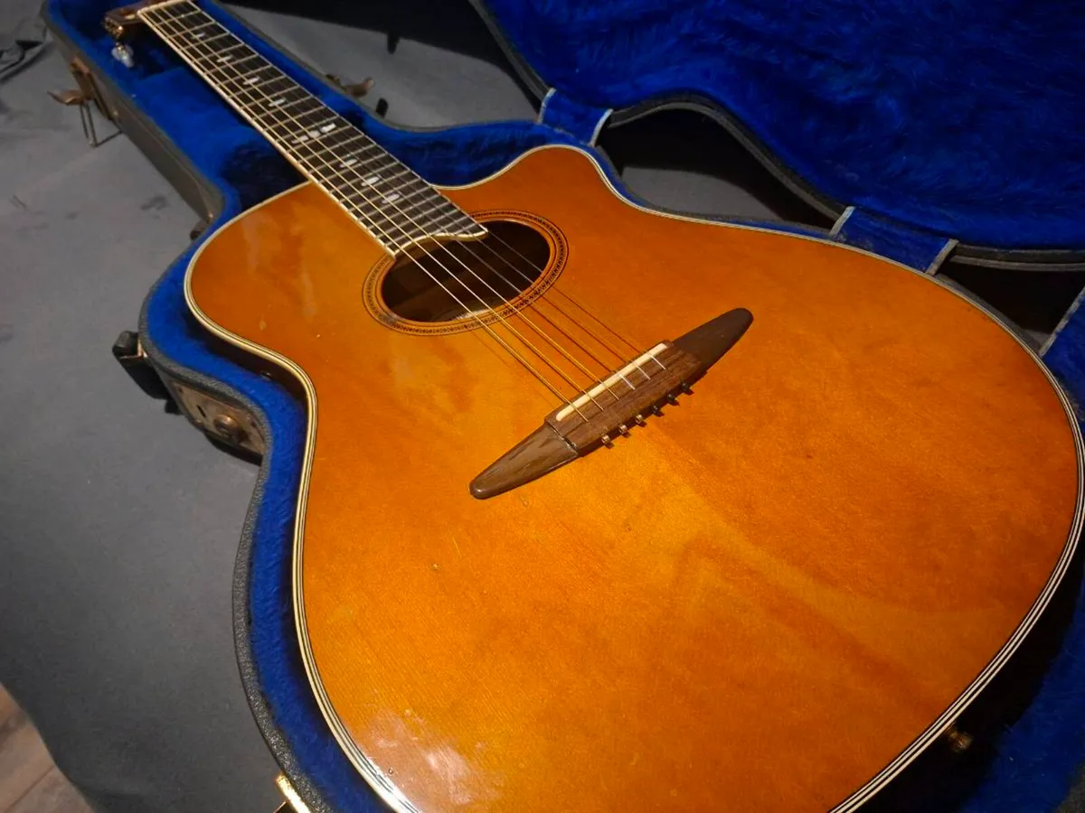Yamaha CN-525E thin body Electric Classical - Image 1