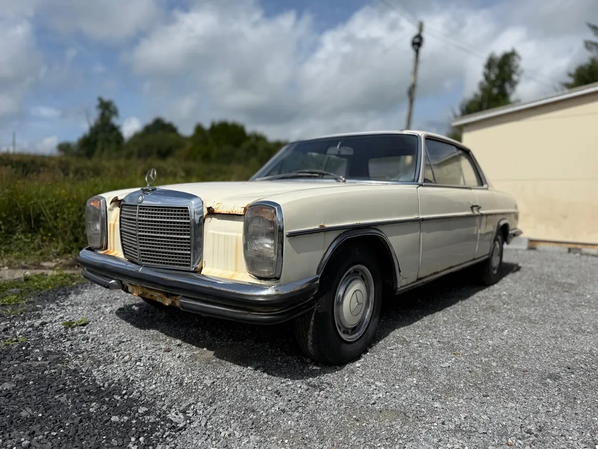 Mercedes 250CE COUPE AUTOMATIC 1971 - Image 1