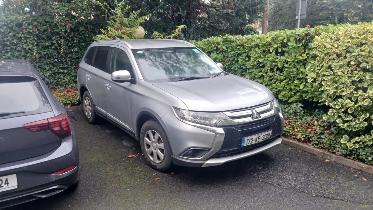 Mitsubishi Outlander 2017 - Image 1