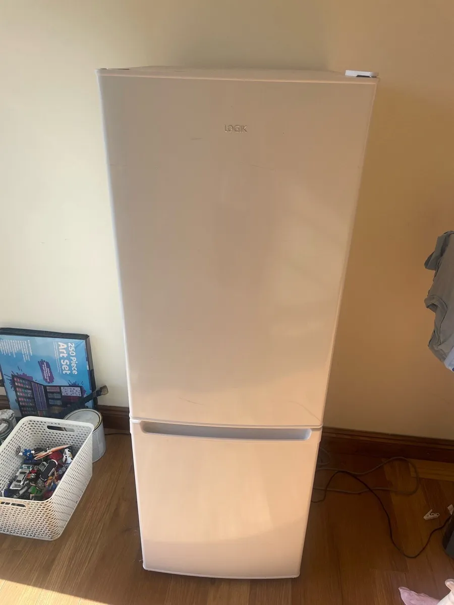 Fridge freezer - Image 1