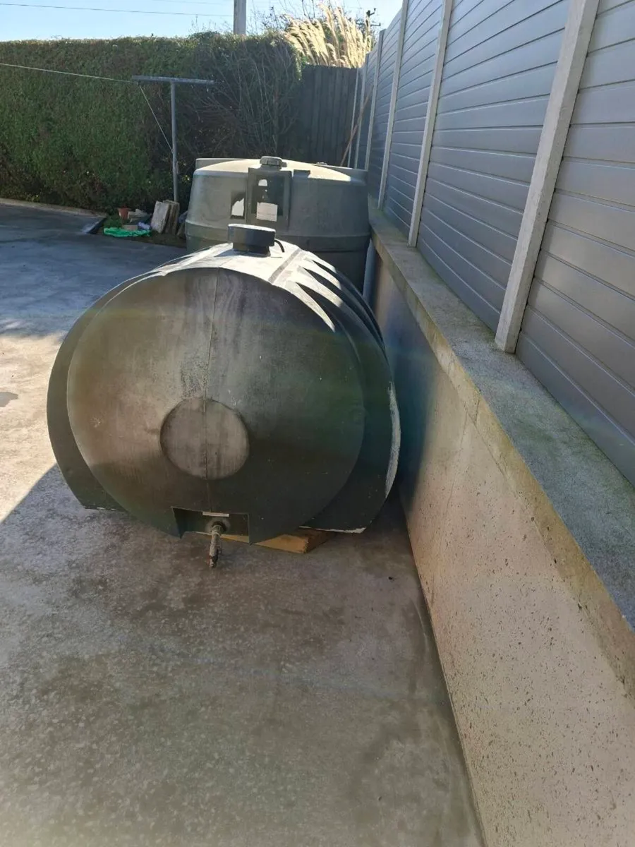 Oil tanks - Image 4