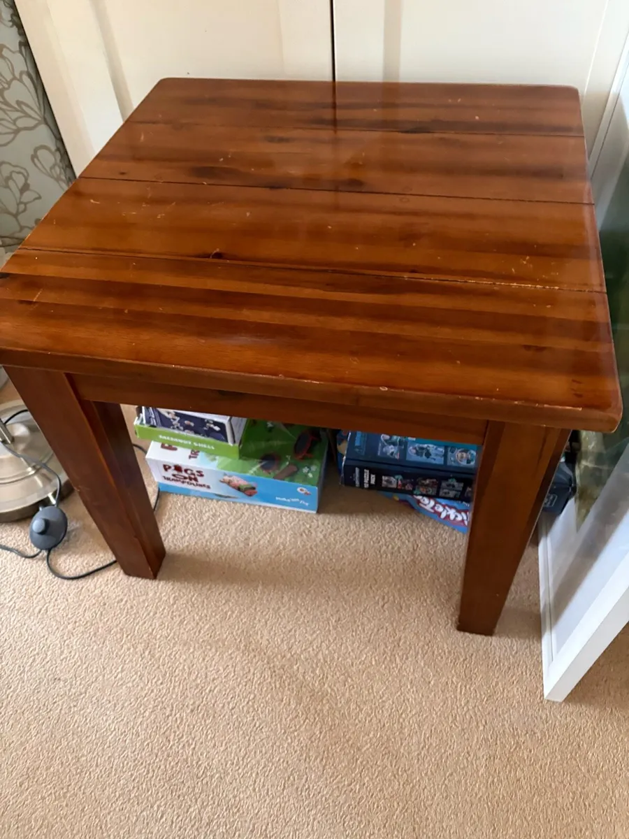 Lamp table