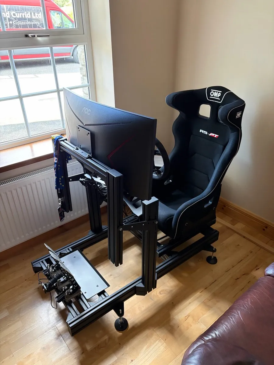 Race Simulator - Image 1