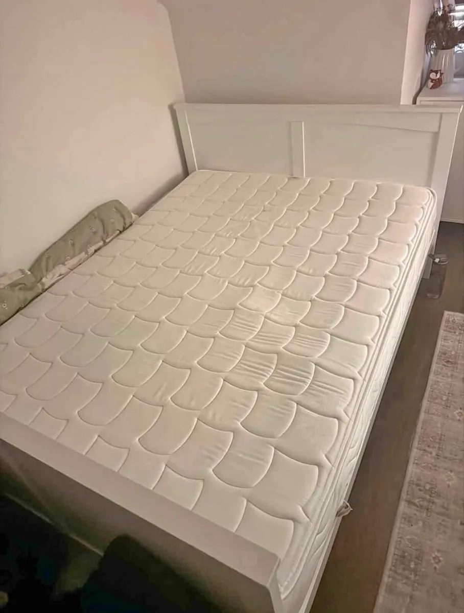 Double Bed