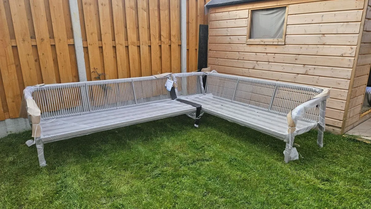 Outdoor corner sofa - Image 1