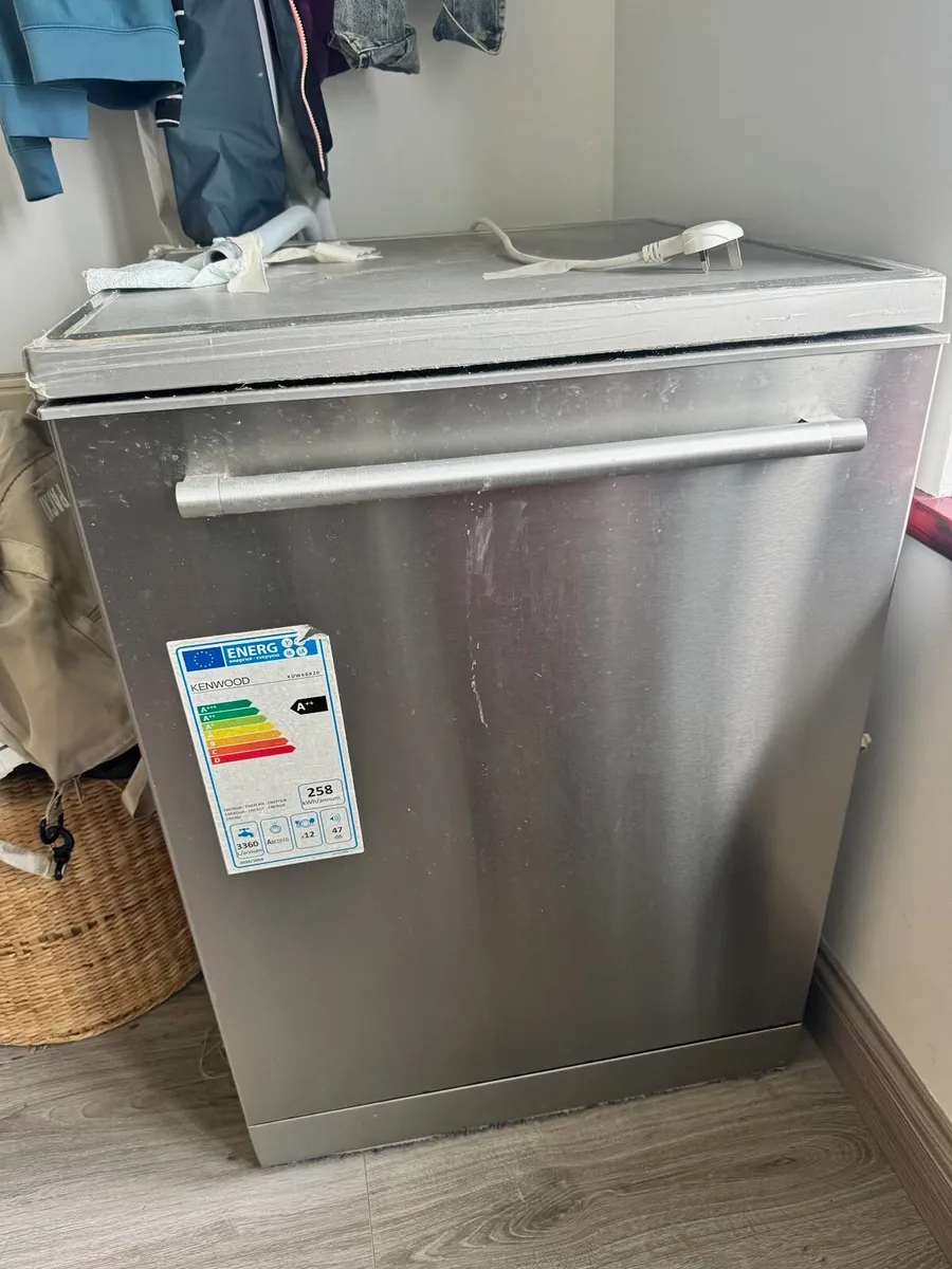 Freestanding Dishwasher - Image 2