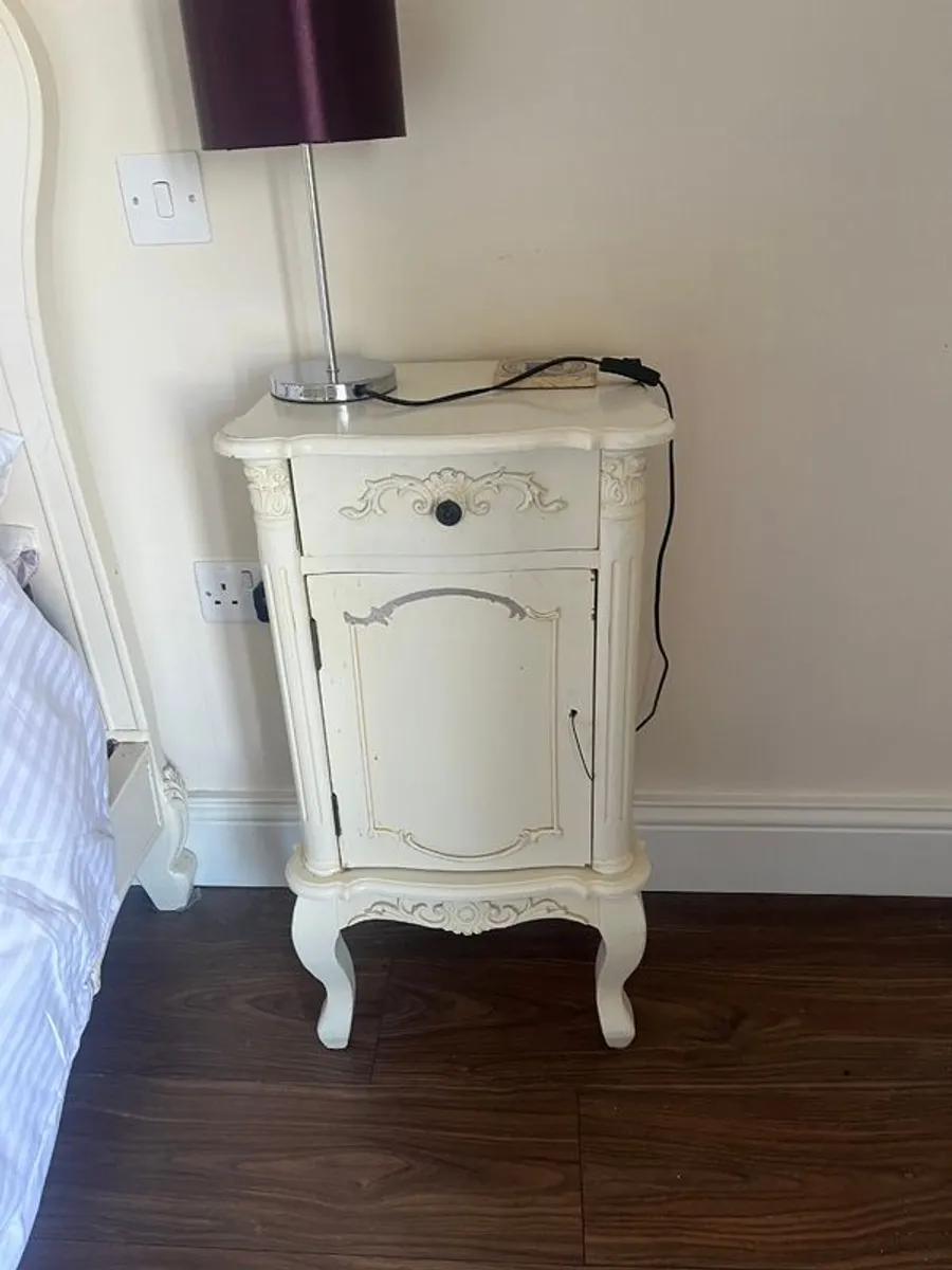 French style bedroom furniture set - Image 2