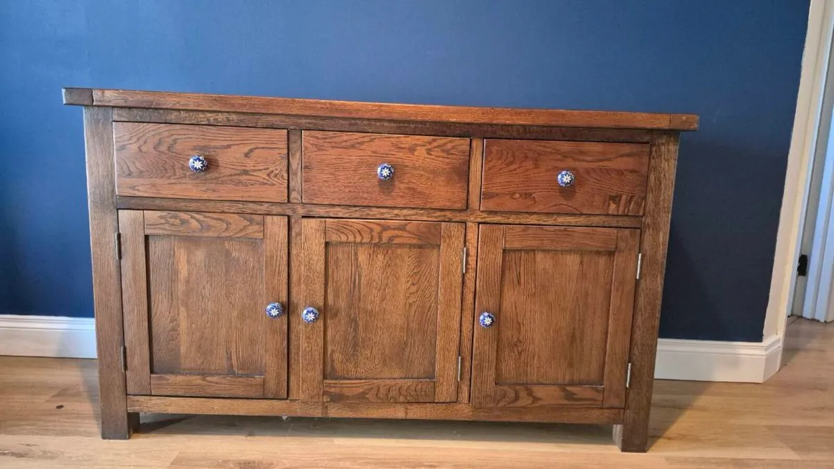 Solid wood side board in traditional oak finish - Image 1