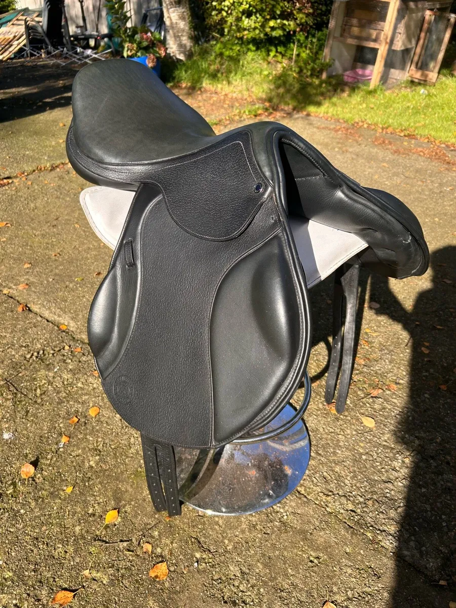 Turfmaster Evan Curbis Event Saddle - Image 1