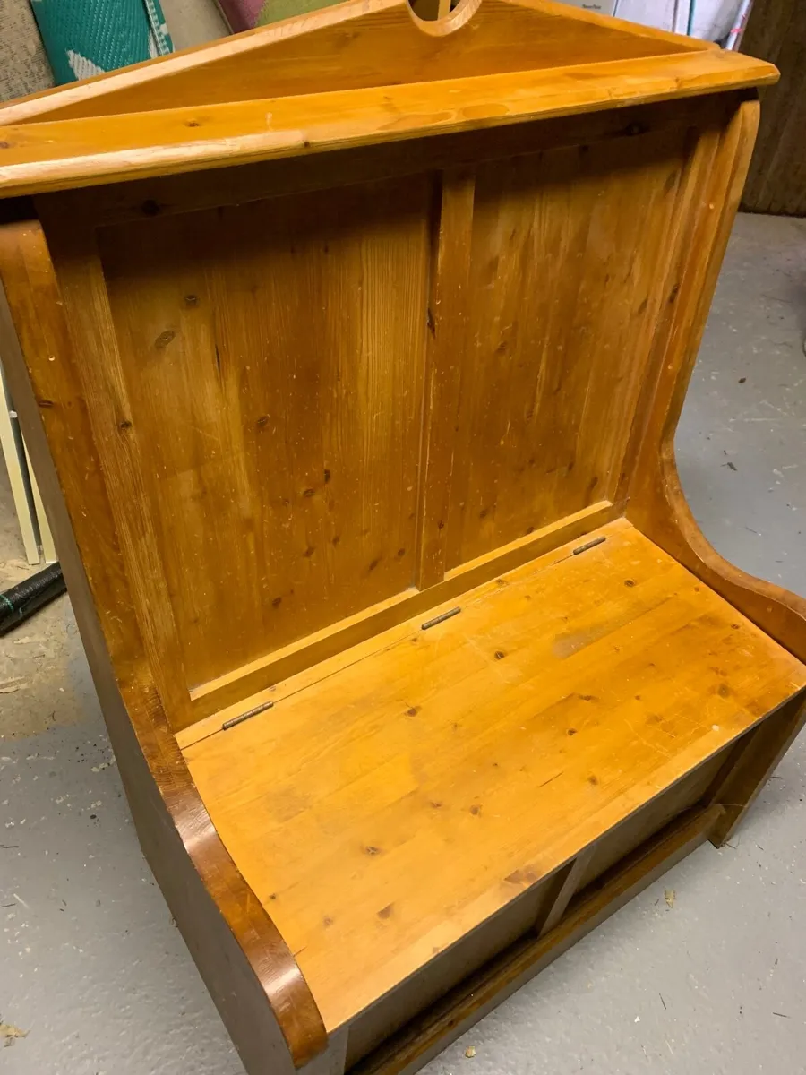 Monks Bench with storage - Image 1
