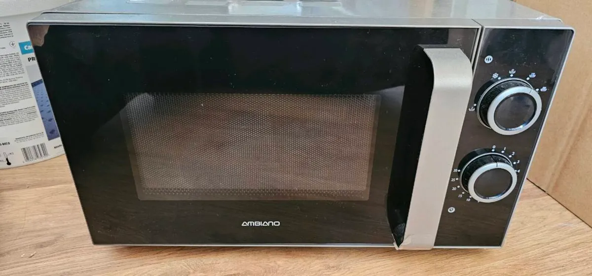 Microwave - Image 1