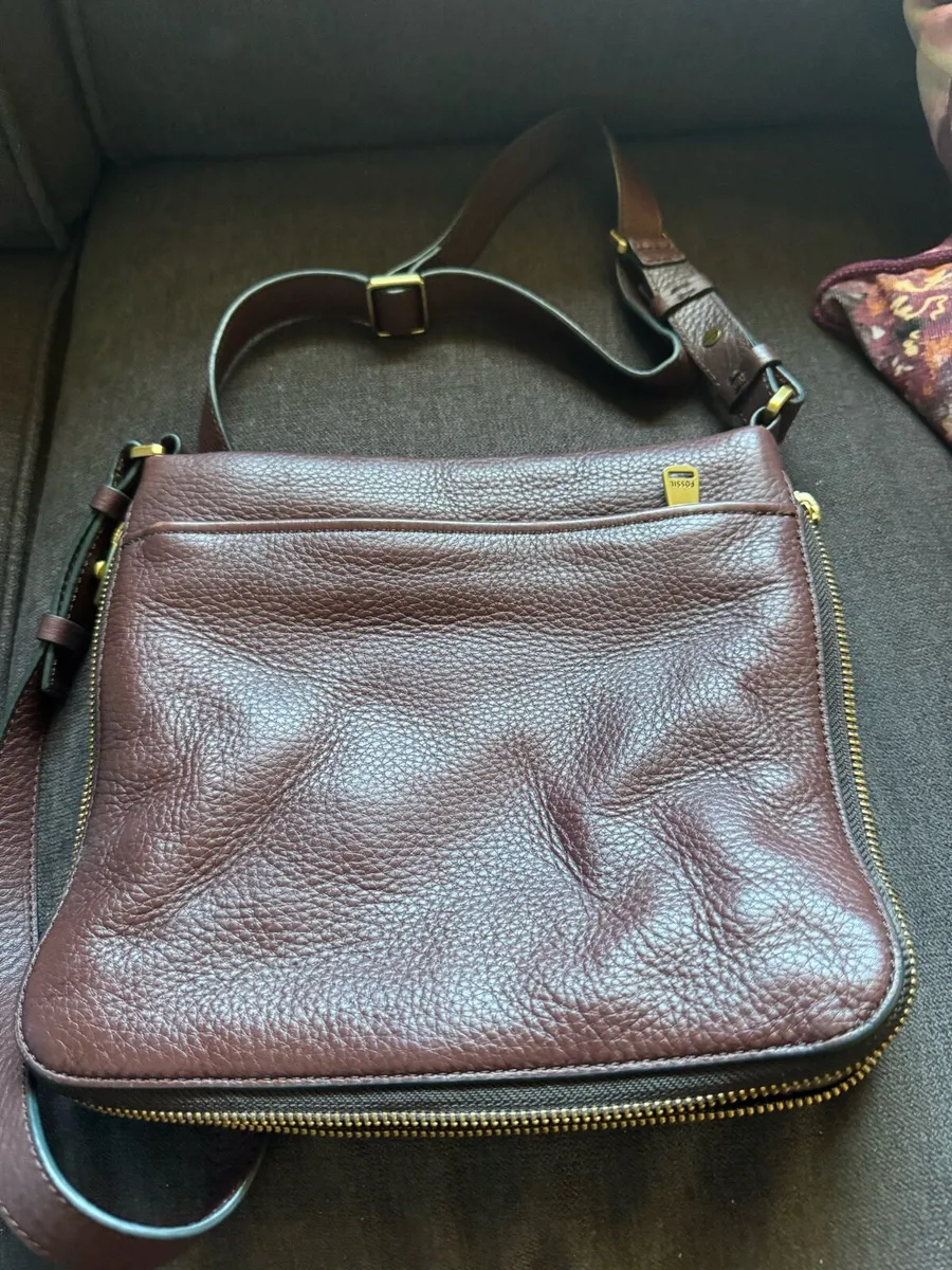 Fossil leather bag - Image 2