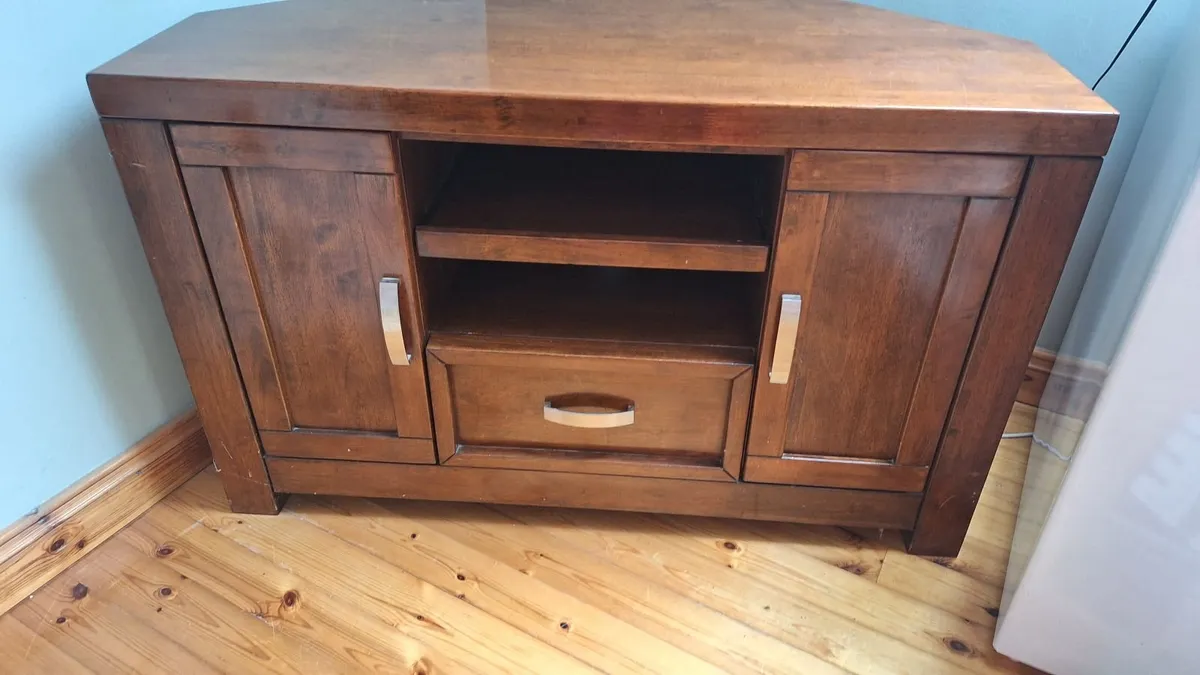 TV stand - Image 2