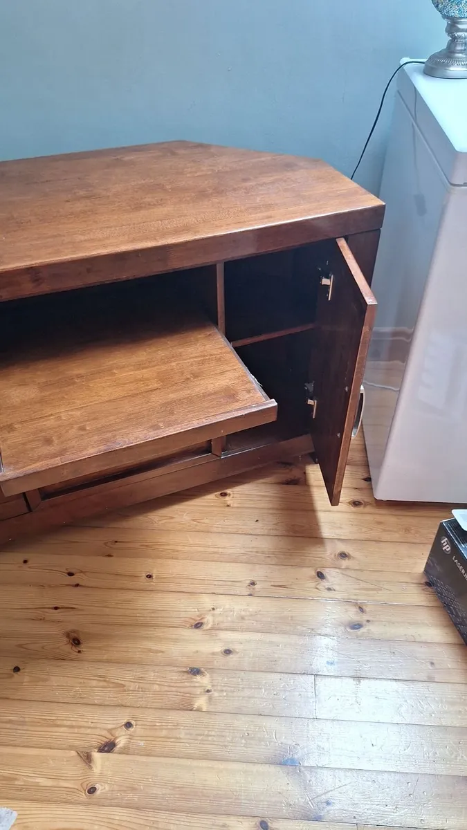 TV stand - Image 4