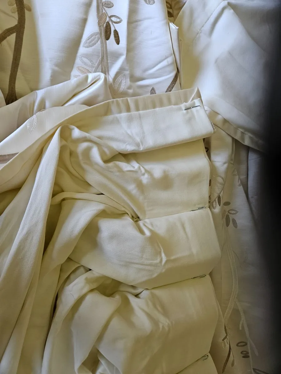 Lined curtains - Image 2