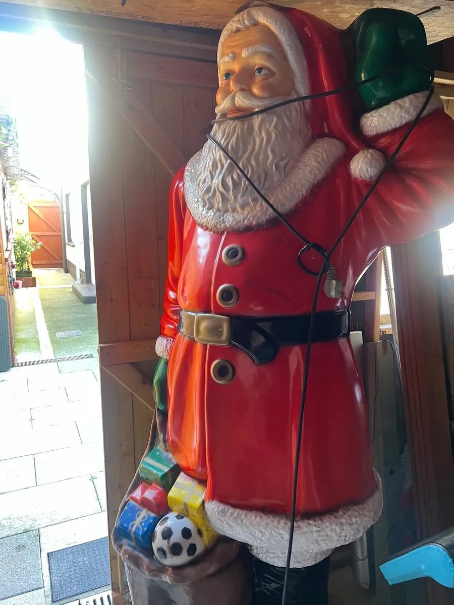Christmas decoration - Image 1