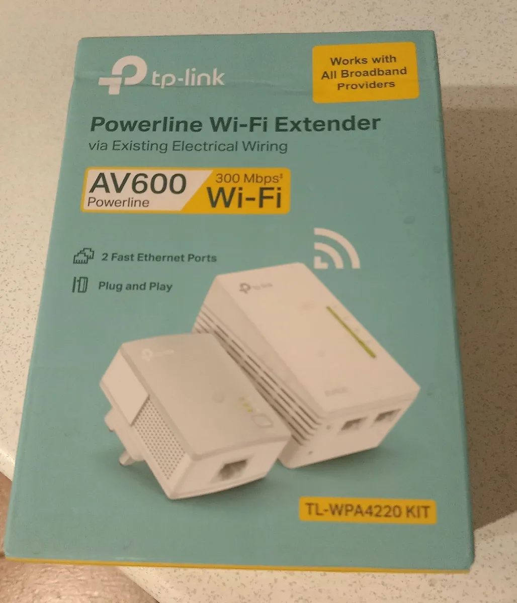 TP Wi-Fi & power line extender. - Image 1