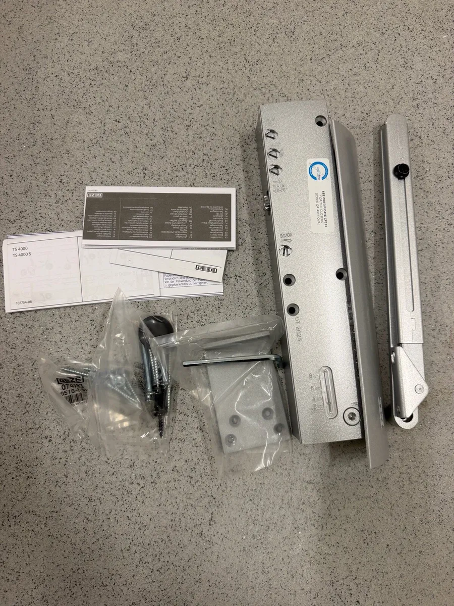 Brand new unused Geze ts 4000/ts 4000 overhead - Image 2