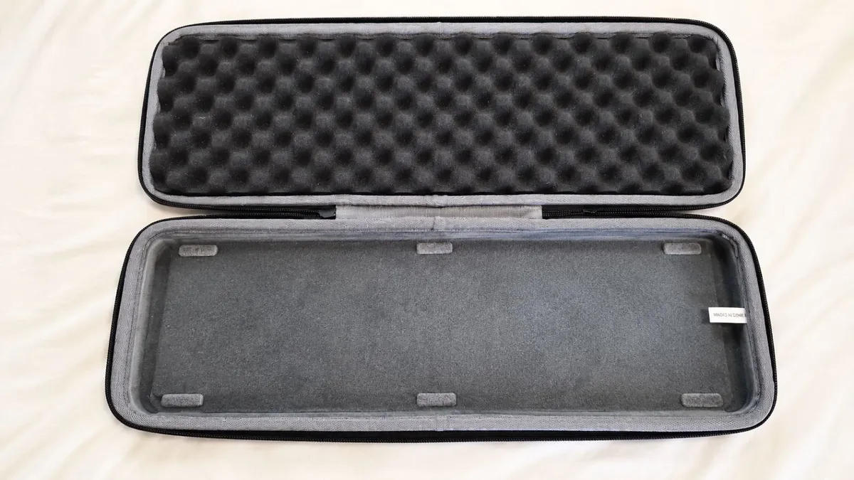 Logitech MX Keys Keyboard, Palm Rest & Hardcase - Image 2