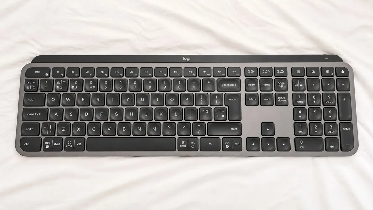 Logitech MX Keys Keyboard, Palm Rest & Hardcase - Image 3