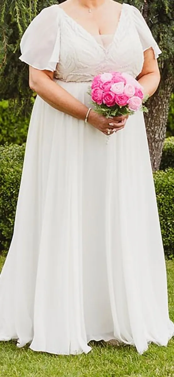 Maggie Sottero Wedding Dress - Image 2