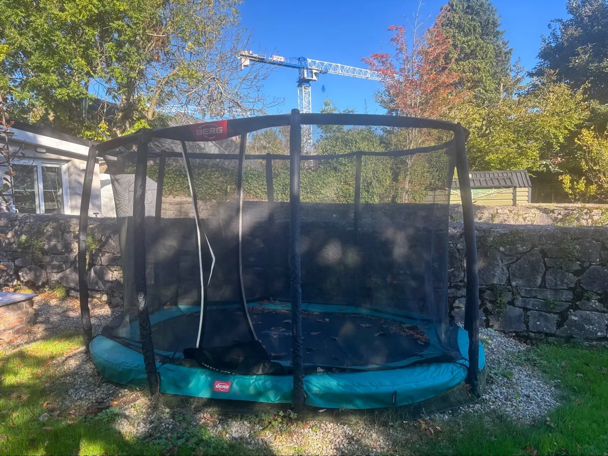 Trampoline - Image 3