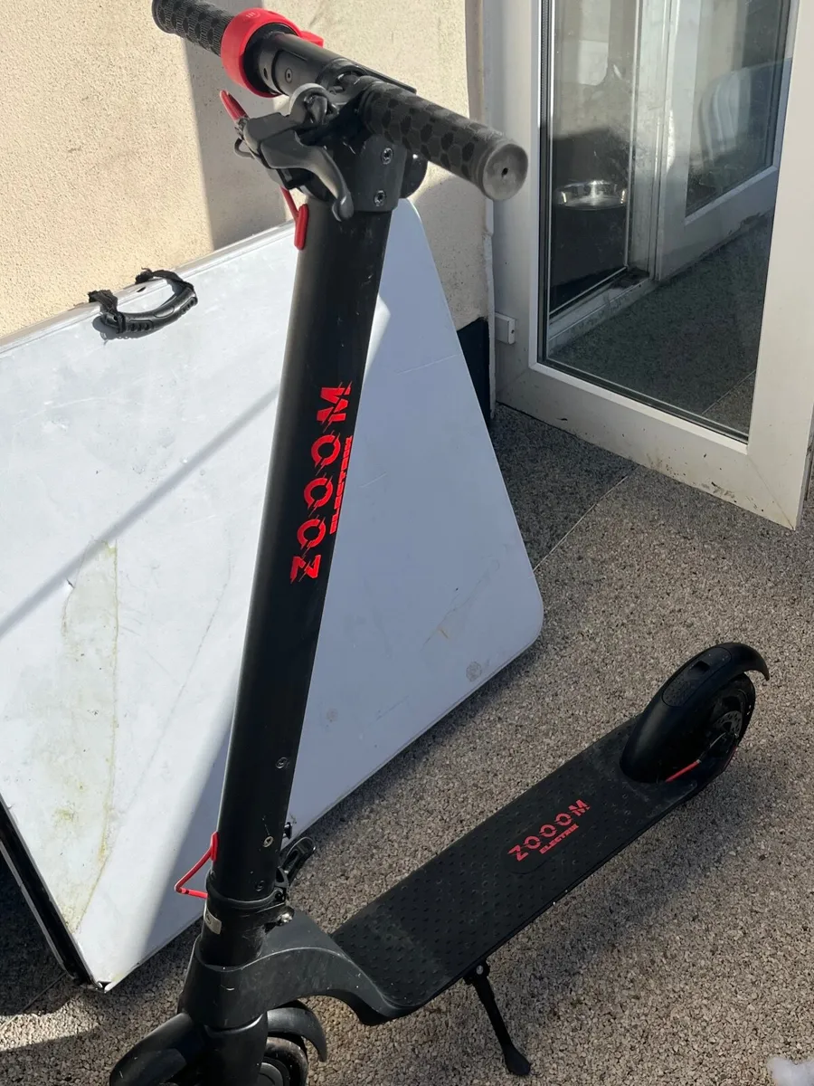 Electric scooter - Image 1