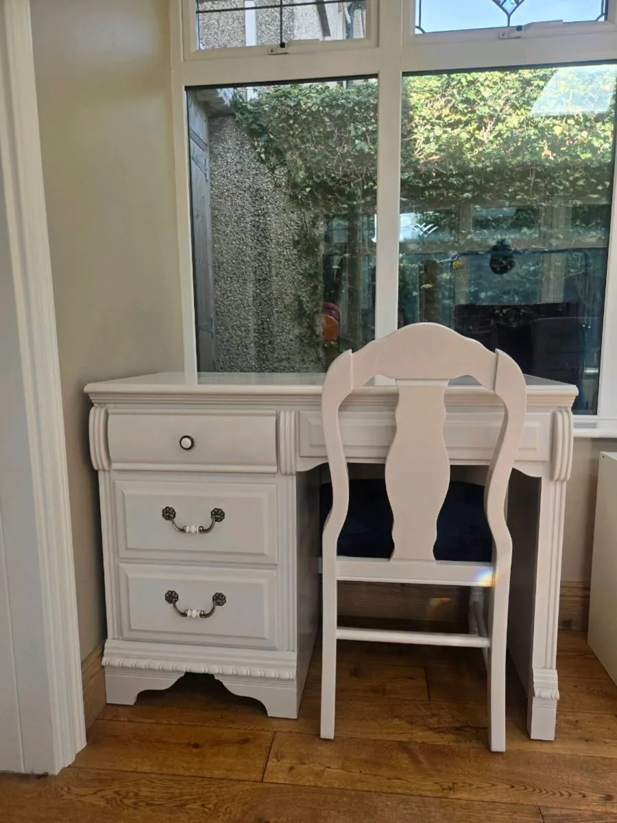 Desk&Chair Set - Image 2