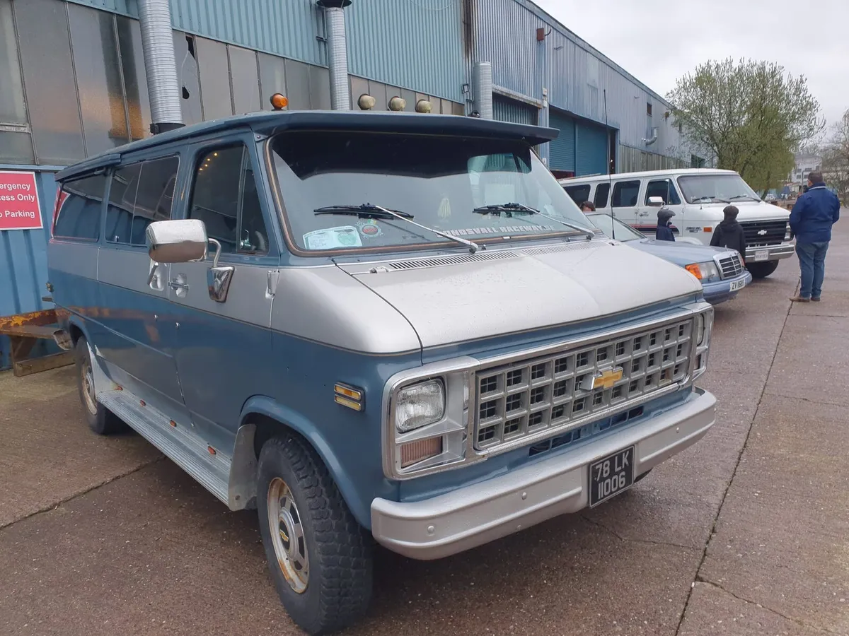 Chevrolet - Image 2