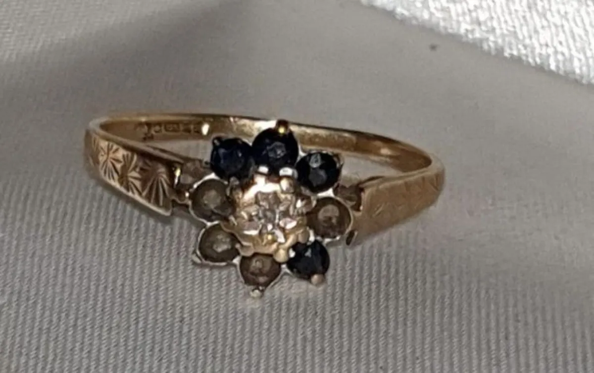 Vintage 9ct Gold Sapphire & Diamond Ring - Image 3