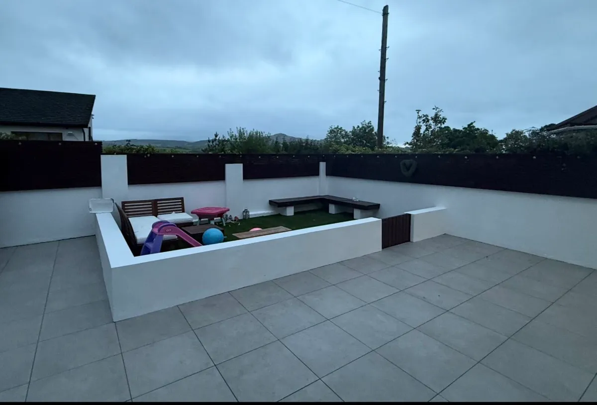 77 grey porcelain tiles 600x600 - Image 1
