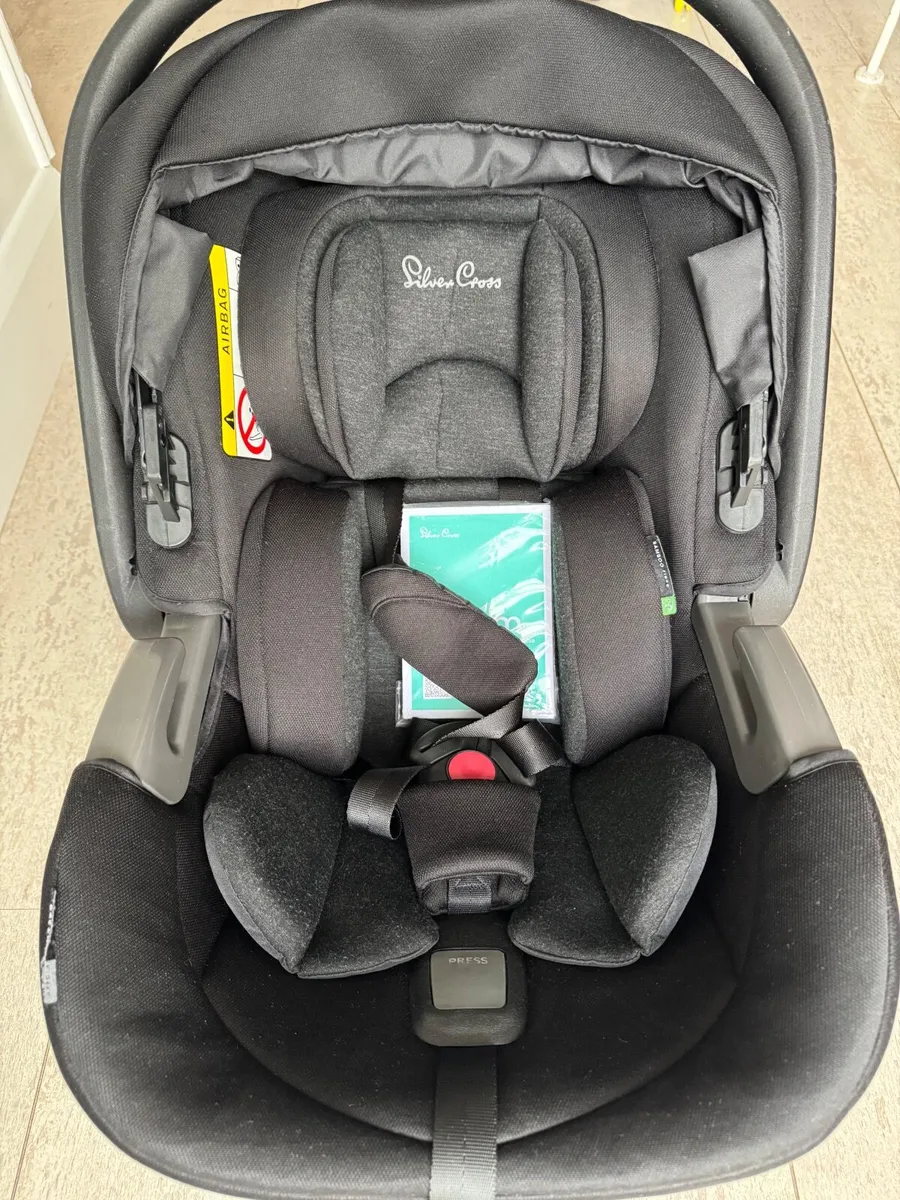 Silver Cross Dream i-Size with ISOFIX Base - Image 3