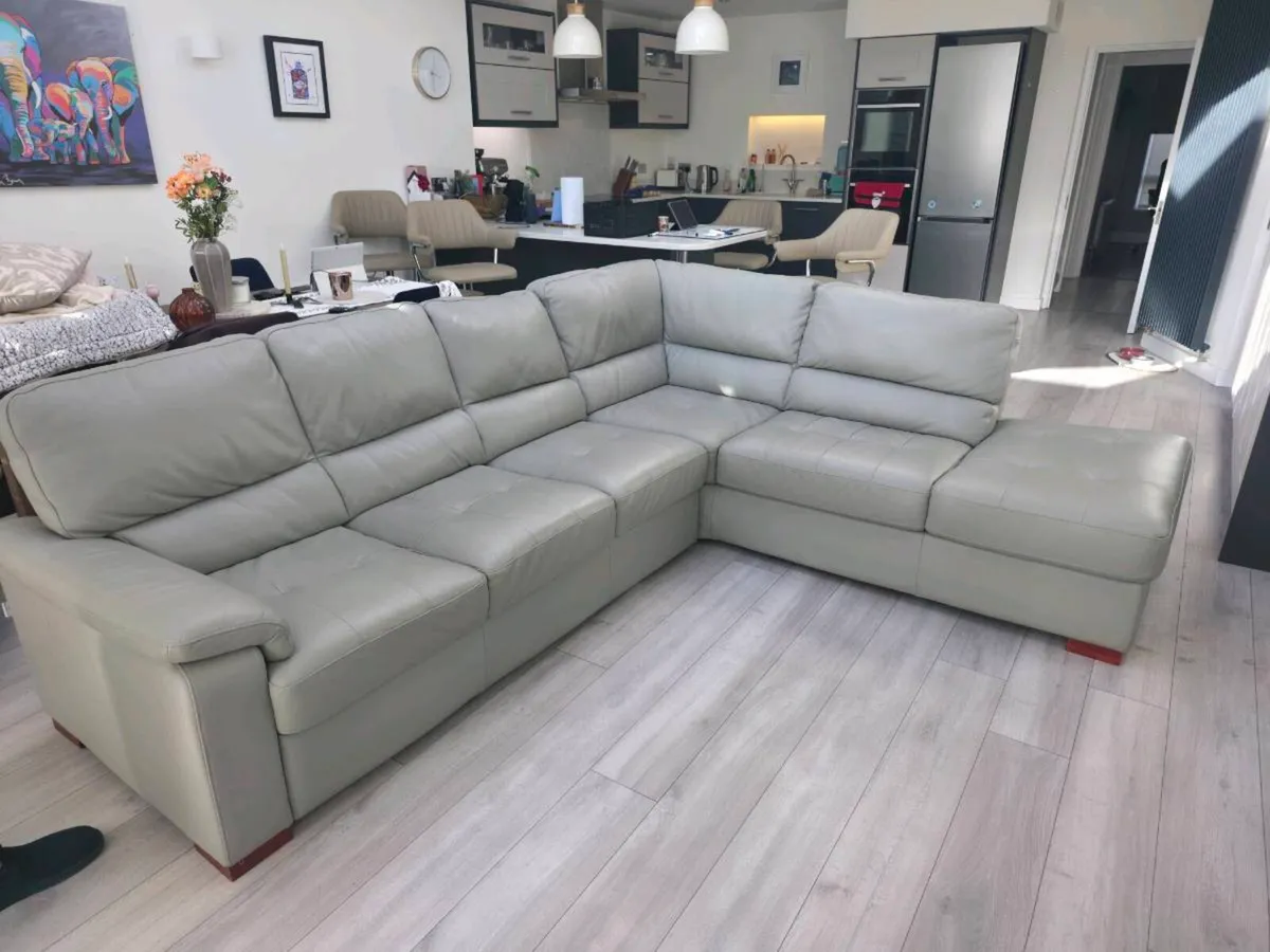 Large leather corner sofa - Image 1