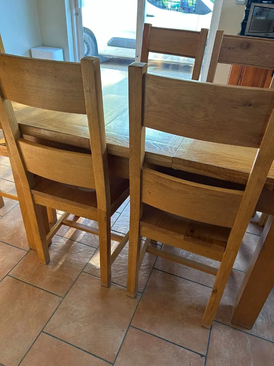 Table and 6 chairs - Image 4