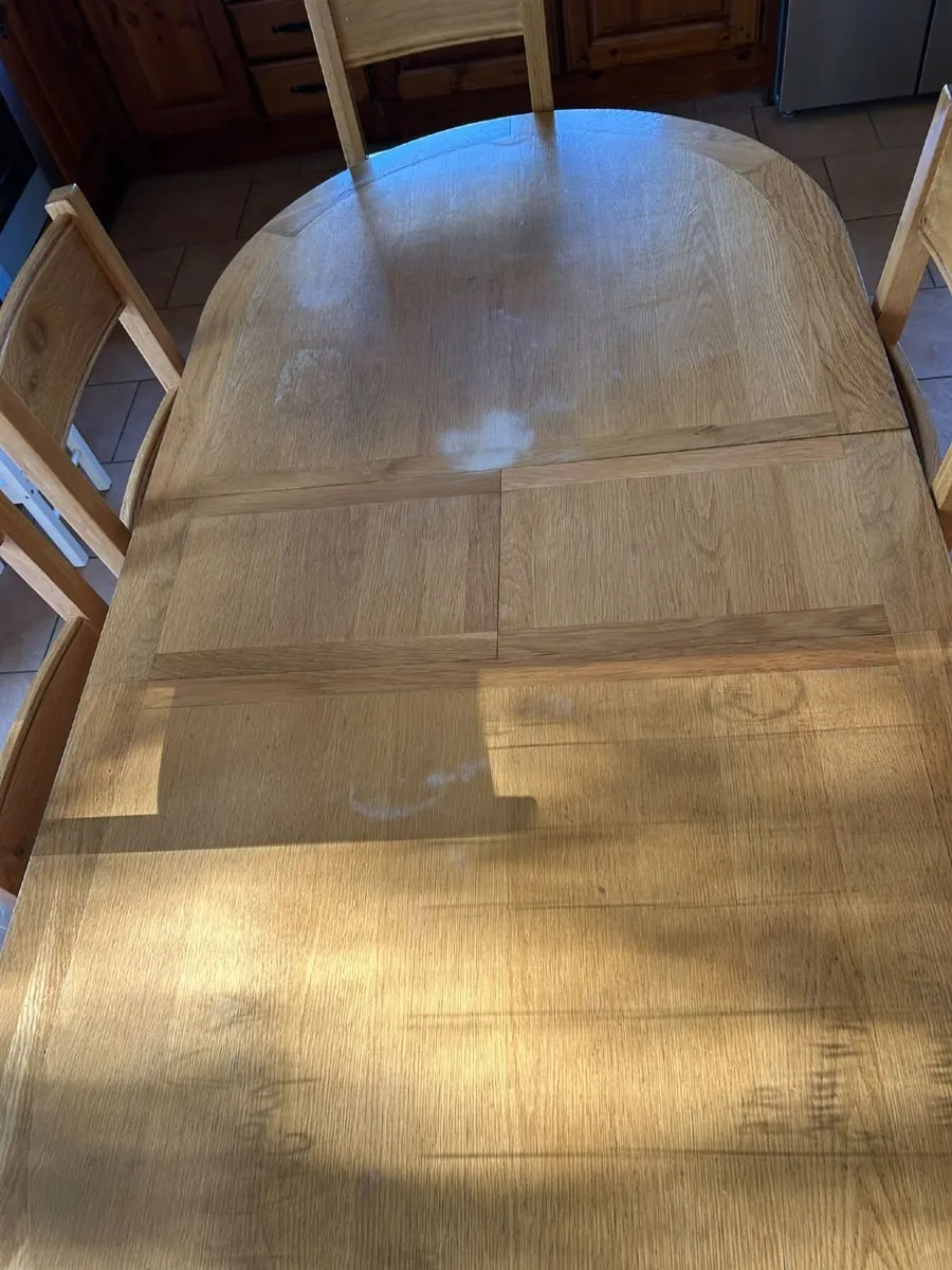 Table and 6 chairs - Image 3